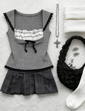 Dollhouse Afternoon top